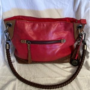 GUC. Red leather Sak
